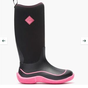 Muck Women's Hale Black and Pink Boots New in Box